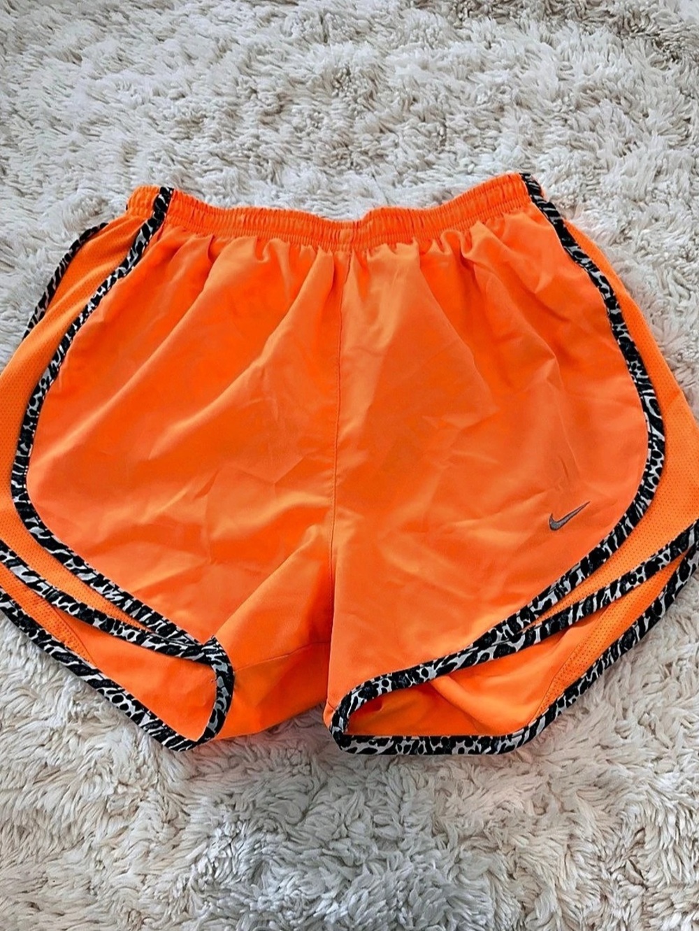 Nike Dri-FIT women’s Athletic Shorts in Orange Size Small